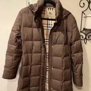 Burberry puffer coat